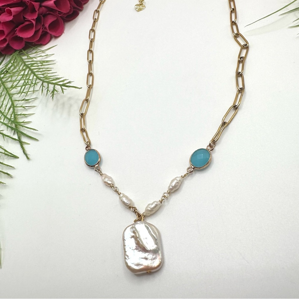 NEW⚜️Freshwater Baroque Pearl & Aqua Crystal Necklace - Picture 3 of 7